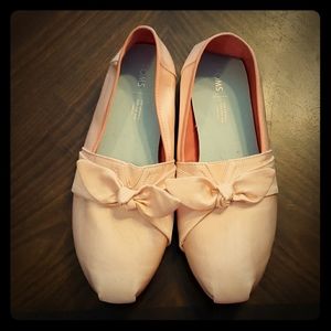 Pink Toms Flats w/Bow